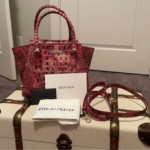 BRAHMIN MINI PRISCILLA IN WISTERIA MELBOURNE
**NEW WITH TAGS** **RARE**